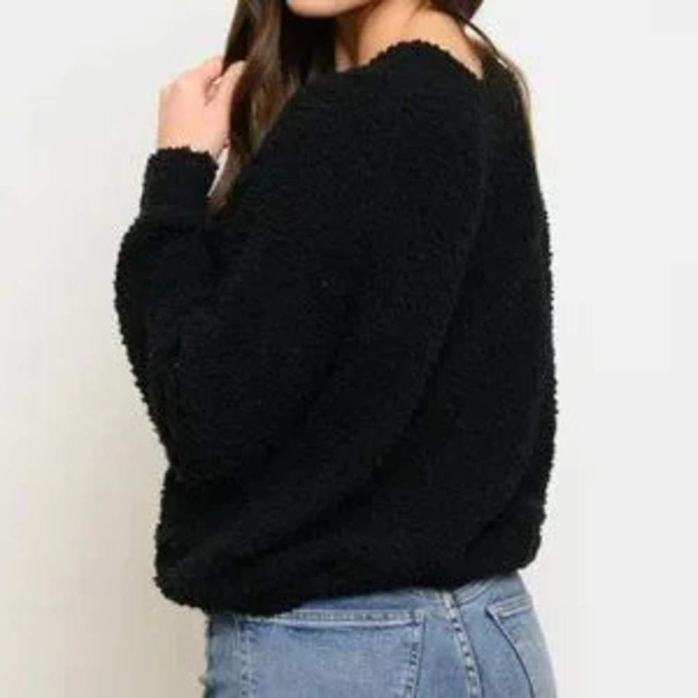 WOMEN'S LONG SLEEVE FRONT RUCHED TOP black